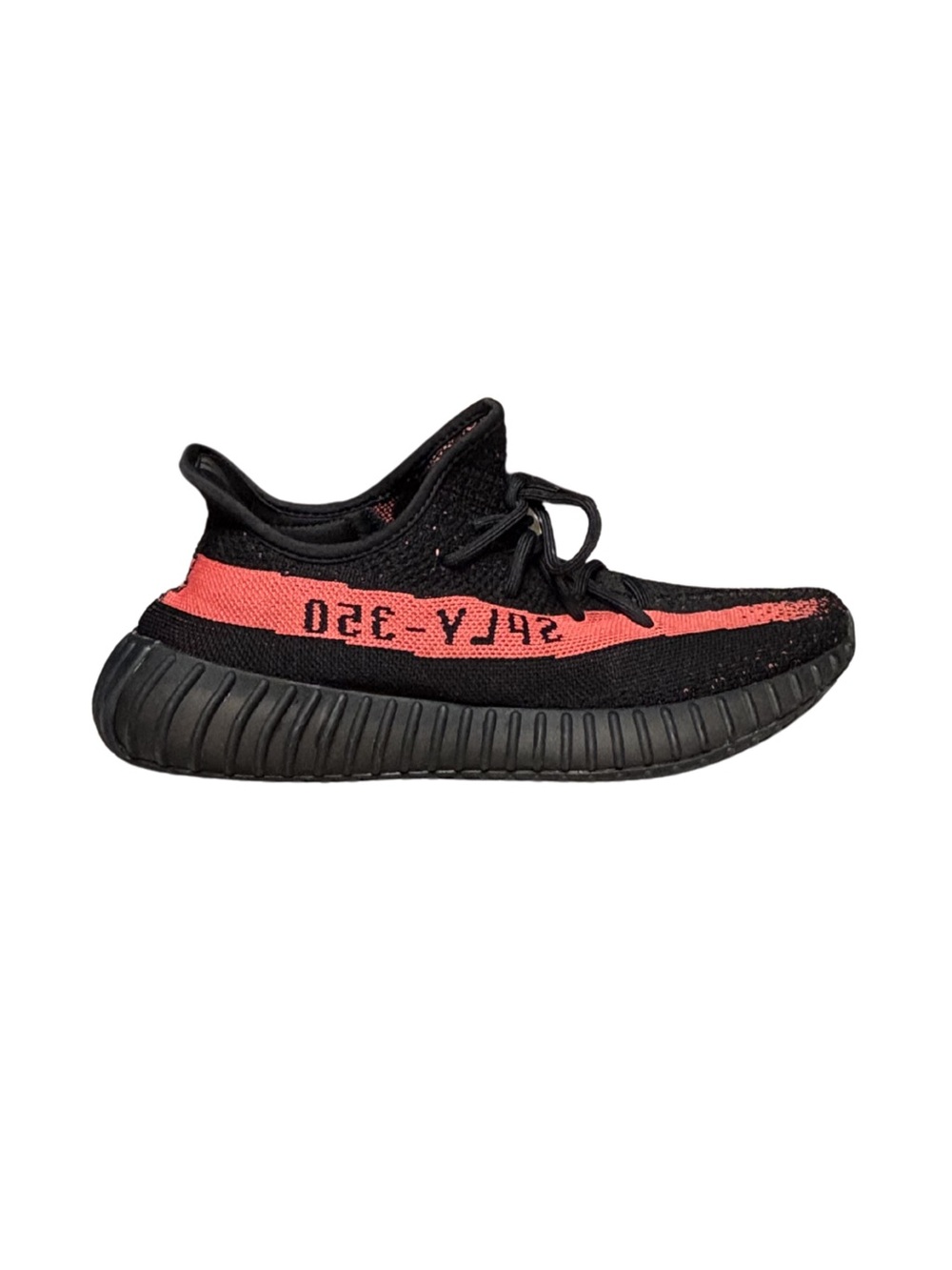 adidas Yeezy Boost 350 V2
‘Core Black Red’